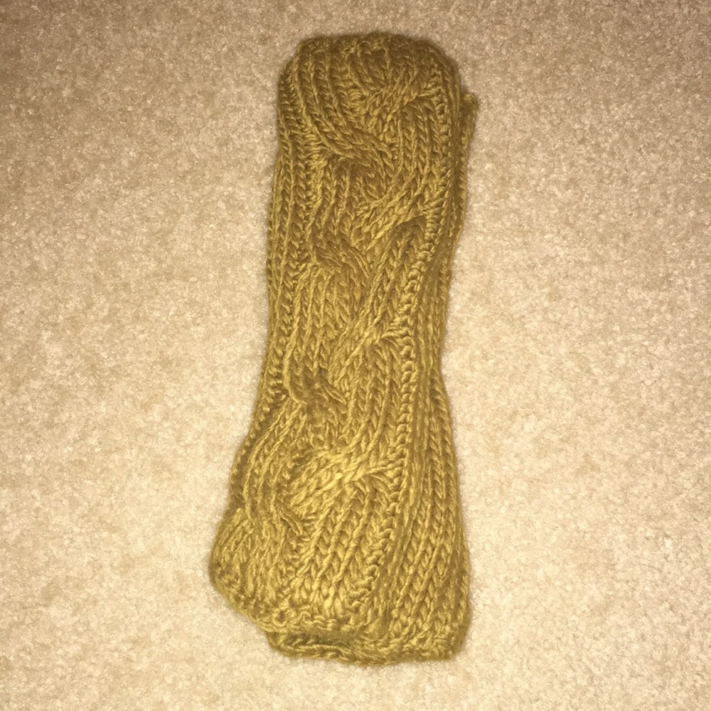 Gold arm warmers